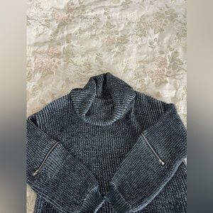 LF striped cropped turtle neck sweater with zipper at elbows